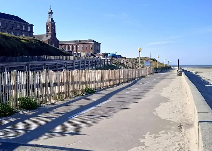 Appartement L'altéia - L'appart' Les Pieds Dans L'eau Place De Parking Et Accès Direct Berck